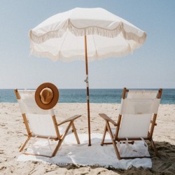 Business & Pleasure Co. - Leżak składany z poduszką i kieszenią The Tommy Chair, antique white