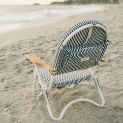 Business & Pleasure Co. - Krzesło składane z kieszenią The Pam Chair, lauren's navy stripe