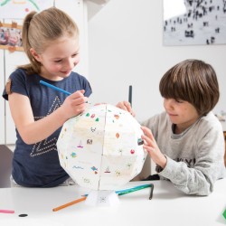 Donkey - Papierowy globus DIY 'My First Globe'