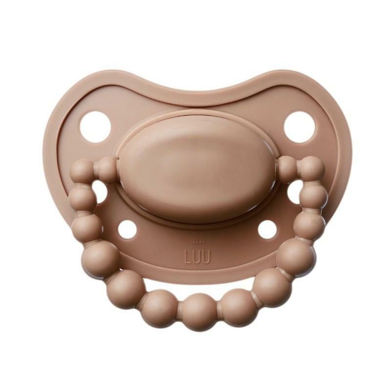 LUU - Smoczek pozycjonujący (3-6m), milk hazelnut