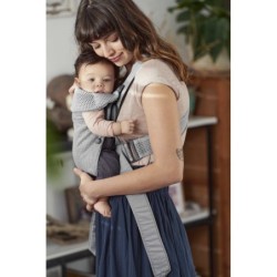 BABYBJORN MINI 3D Mesh – nosidełko, Szary